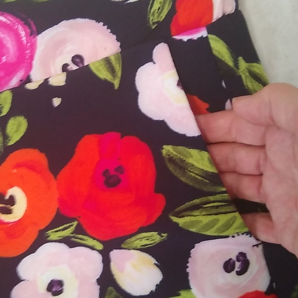 Lane Bryant Wide Leg Cropped Pants - Picture 4 of 7